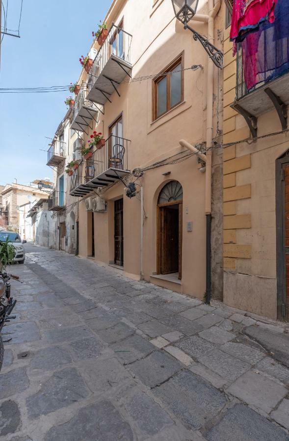 Atria Home - Alle Spalle Del Teatro Massimo Palermo Exteriör bild
